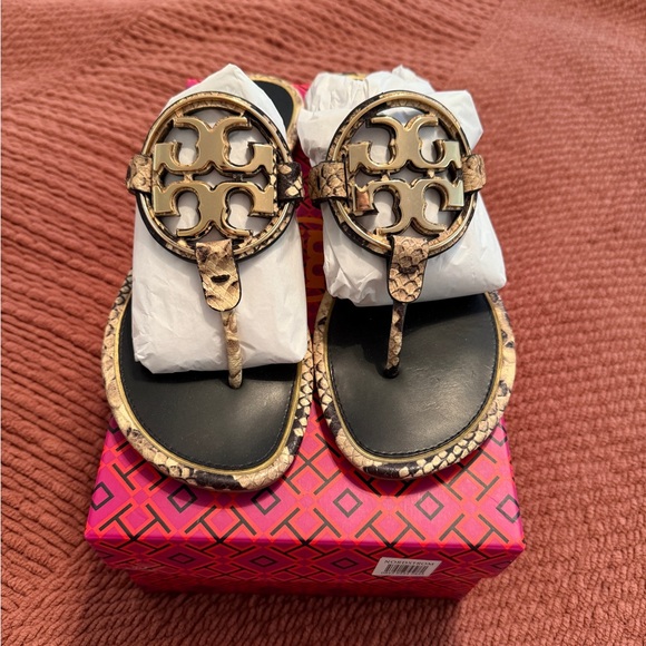 Tory Burch Metal Miller Sandals snake print black and gold size 10 - Picture 6 of 6